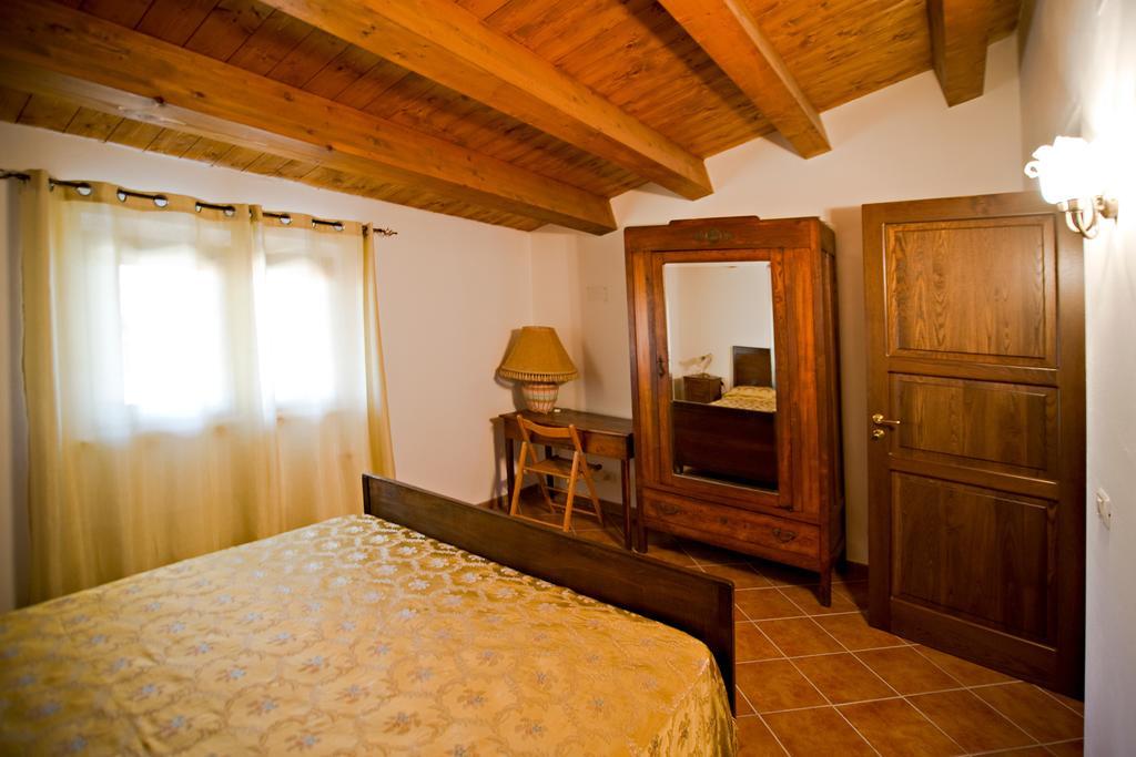 Agriturismo Miracco Atanasio Franco "Il Maniero" Santa Sofia d'Epiro Zewnętrze zdjęcie